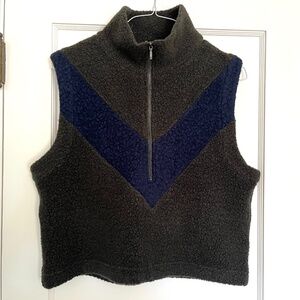 We Norgwegians Wool Blend Sherling Vest with Graphic Pattern | Size Medium